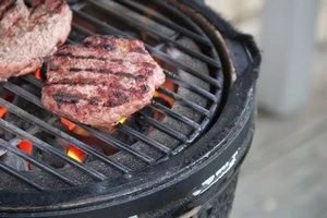 Hamburger met guacamole